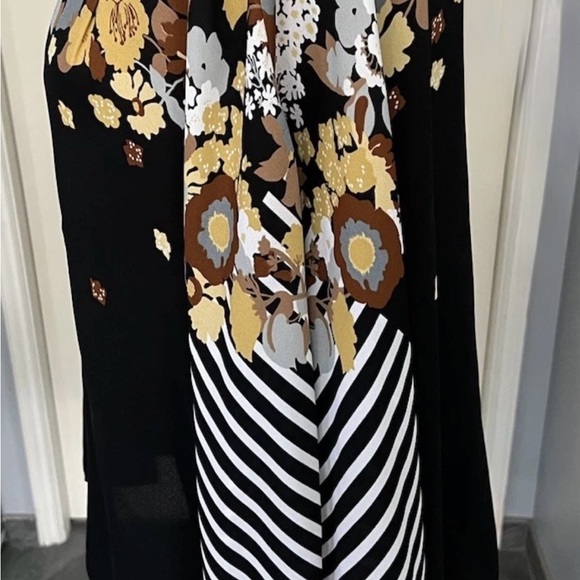 Bob Mackie wearable art Kimono top in Black and Gold size large NWT - Picture 2 of 8